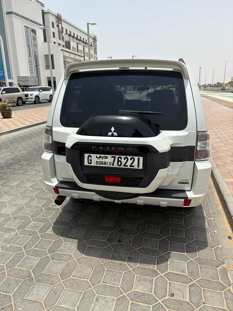 Pajero GLS V6 GCC first owner Doctor63139710618626112