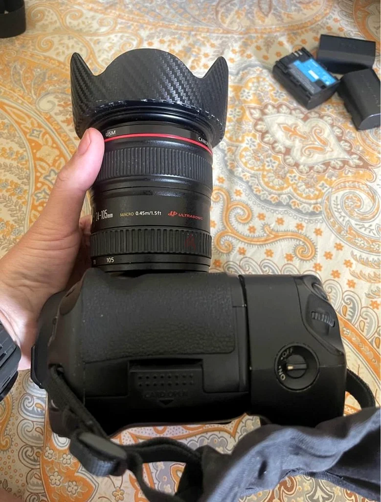 عدسة وكاميرا كانون 5D - التقط لحظاتك!63173147833858113