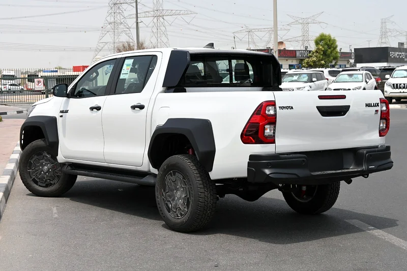 Toyota Hilux GR 4.0L 4WD Automatic Only for export63165224136705111