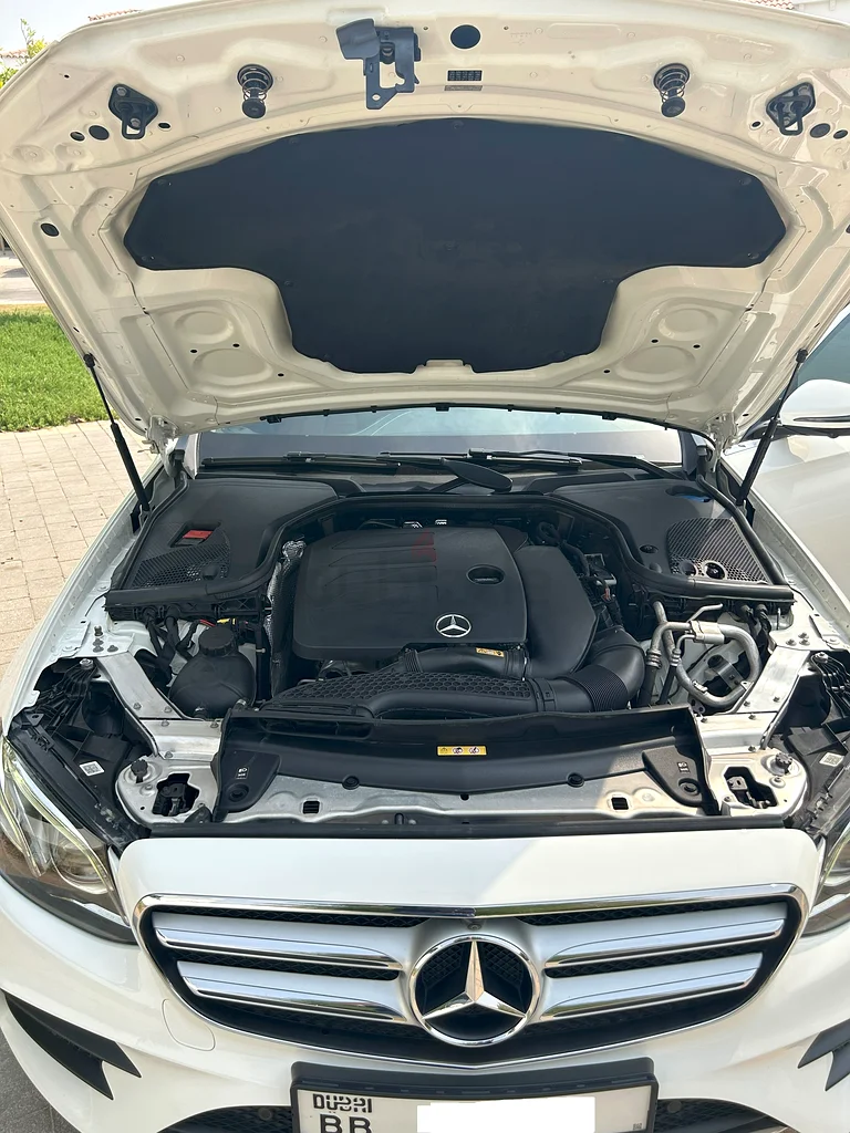 مرسيدس E300 AMG لعام 2020 بحالة ممتازة | مواصفات دول مجلس التعاون الخليجي | ضمان ممتد حتى عام 2027 | سجل كامل من الوكالة63232141375361112