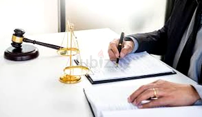 هل تبحث عن حل قضية/محامٍ في دبي/الشارقة63187238606851111