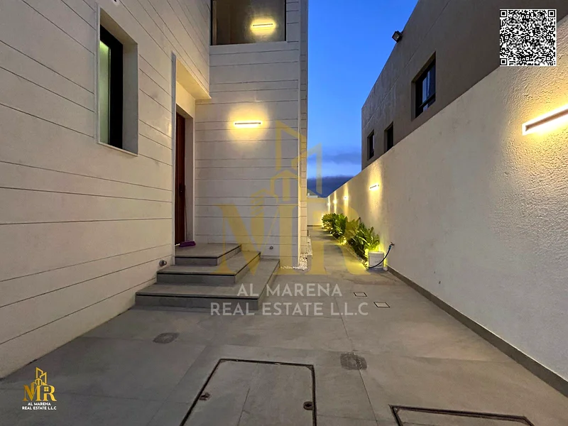 For Sale - Luxury Villa in Al Bahia - Ajman | Land Area: 3014 sq ft | Building Area: 3881 sq ft | Ground + First + Roof63881803516546113