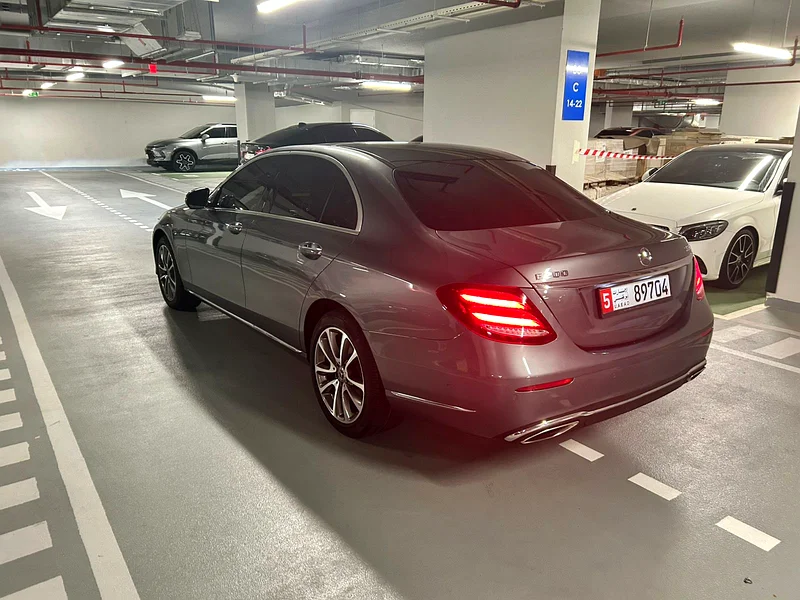 مرسيدس بنز E200. 2019. 69000 كم. سجل صيانة كامل. تحت الضمان63161067140098112