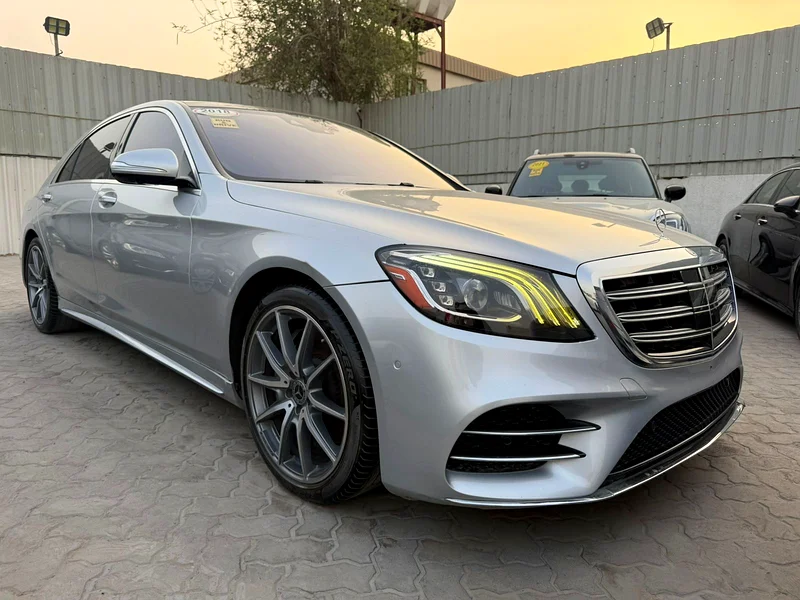 2018 MERCEDES BENZ S560632331030359061125