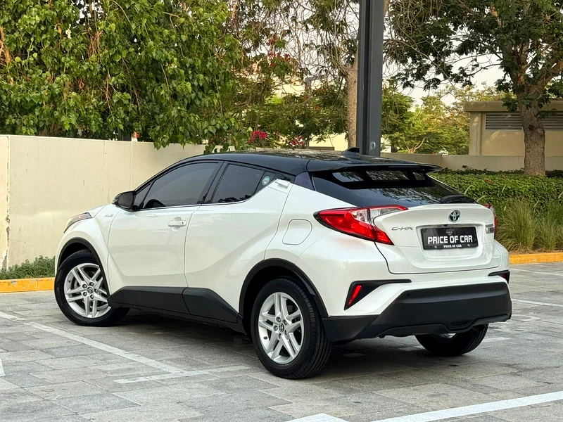 AED 1,089 /monthly // (ONLY 63,000KMS) GCC 2021 Toyota C-HR HYBRID 1.8L 4 Cylinders //63147208167171113
