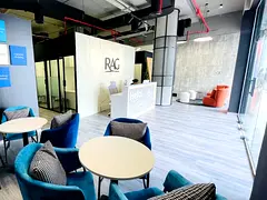 EXECUTIVE OFFICE SPACE AVAILABLE