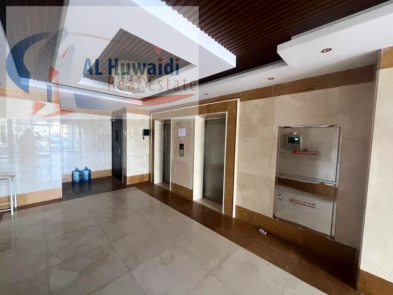 Commercial residential building for sale... Ajman / Aljurfh363254474629505112