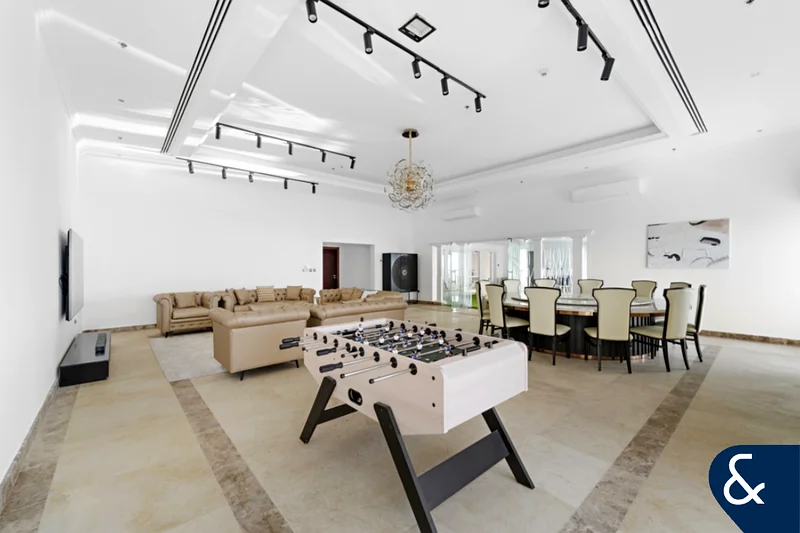 Penthouse | Panoramic Views | Furnished63776831232771113