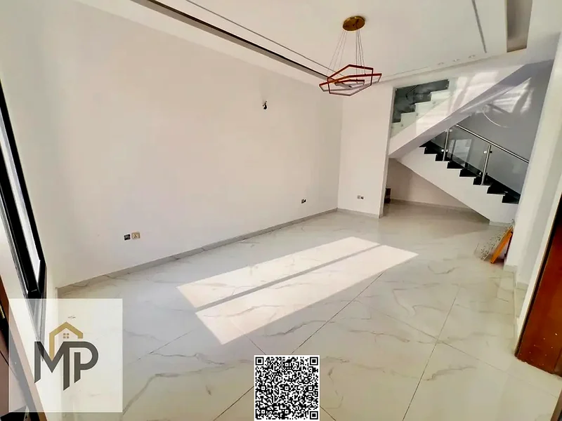 Distinctive villa for sale in Al Helio - Ajman, strategic location close to all services, schools and mosque63894218685825113