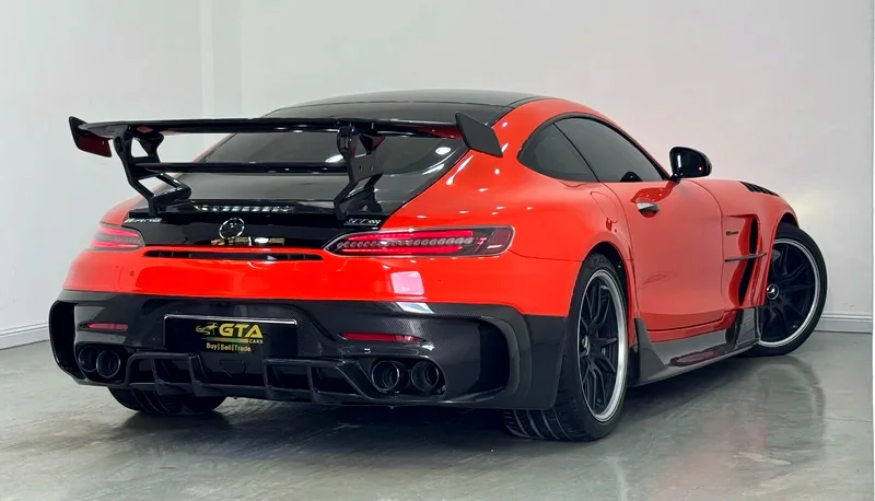 2022 Mercedes AMG GT R Coupe, Warranty, Service History, Carbon Fiber Package, Very Low Kms63145814335234113