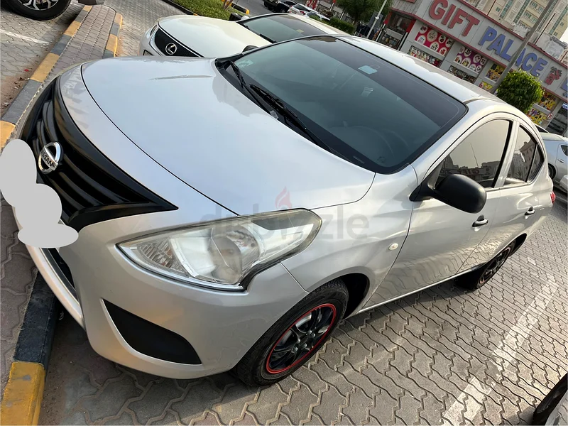 Nissan Sunny 2016 in good condition for urgent sale.63227253205377111
