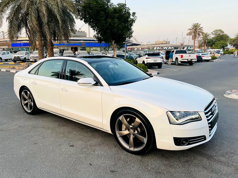 AUDI A8L 4.2 QUATTRO V8 FULL OPTION GCC SPECS SINGLE OWNER SERVES HISTORY AVAILABLE63224791924739111
