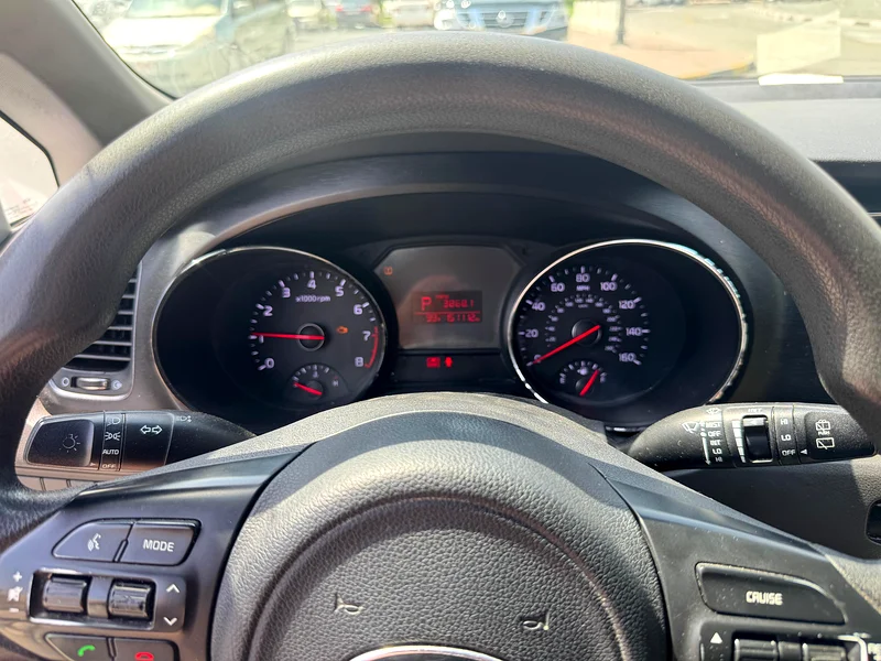 Kia Sedona 201663155551889665114