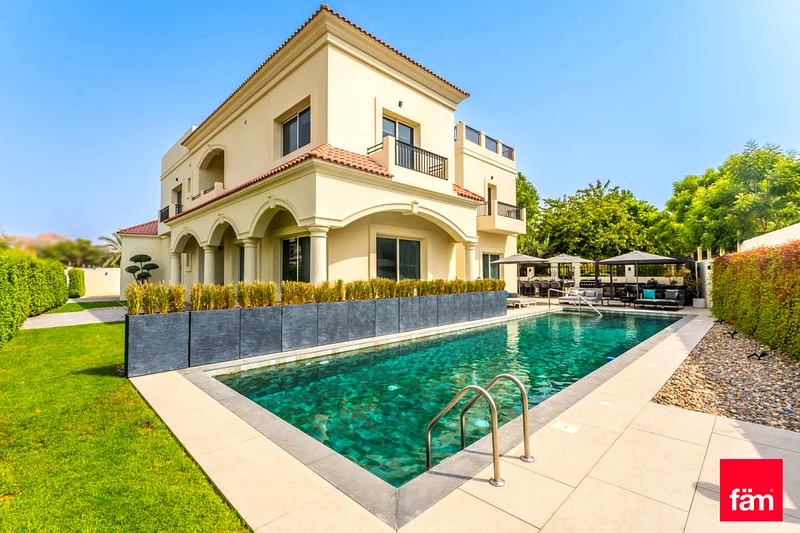 7 BedRoom | Luxury | Upgraded | VOT63917145018371111