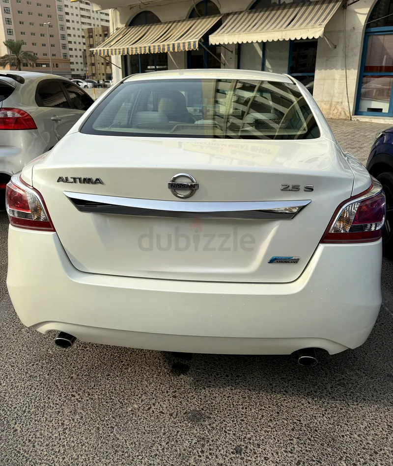 نيسان ألتيما63167094346242112