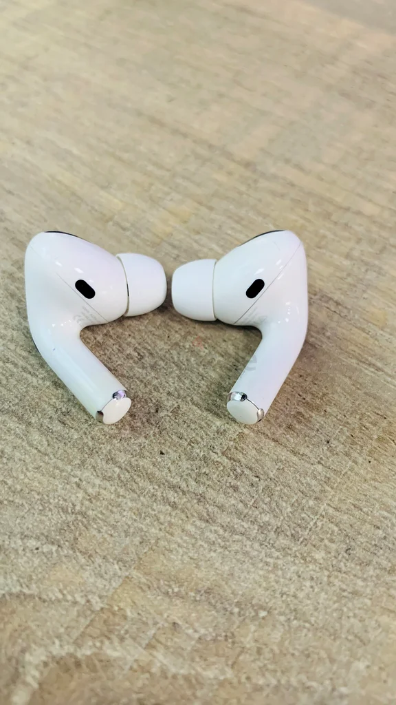 Apple Airpods Pro 1 Buds only Earbuds63221857742081111