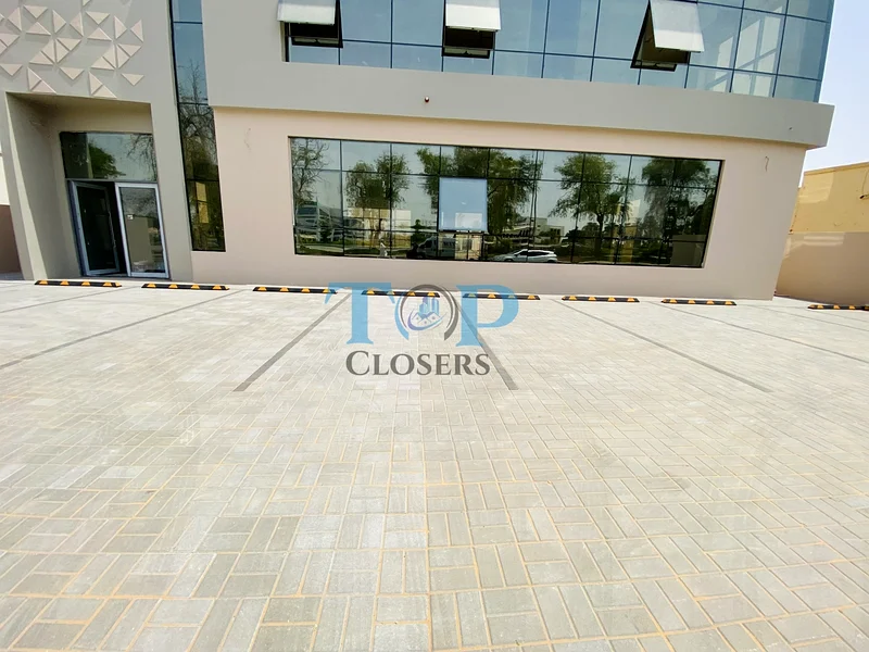 732 متر مربع | الأفضل للمستشفى | موقف سيارات مجاني63168501770627111