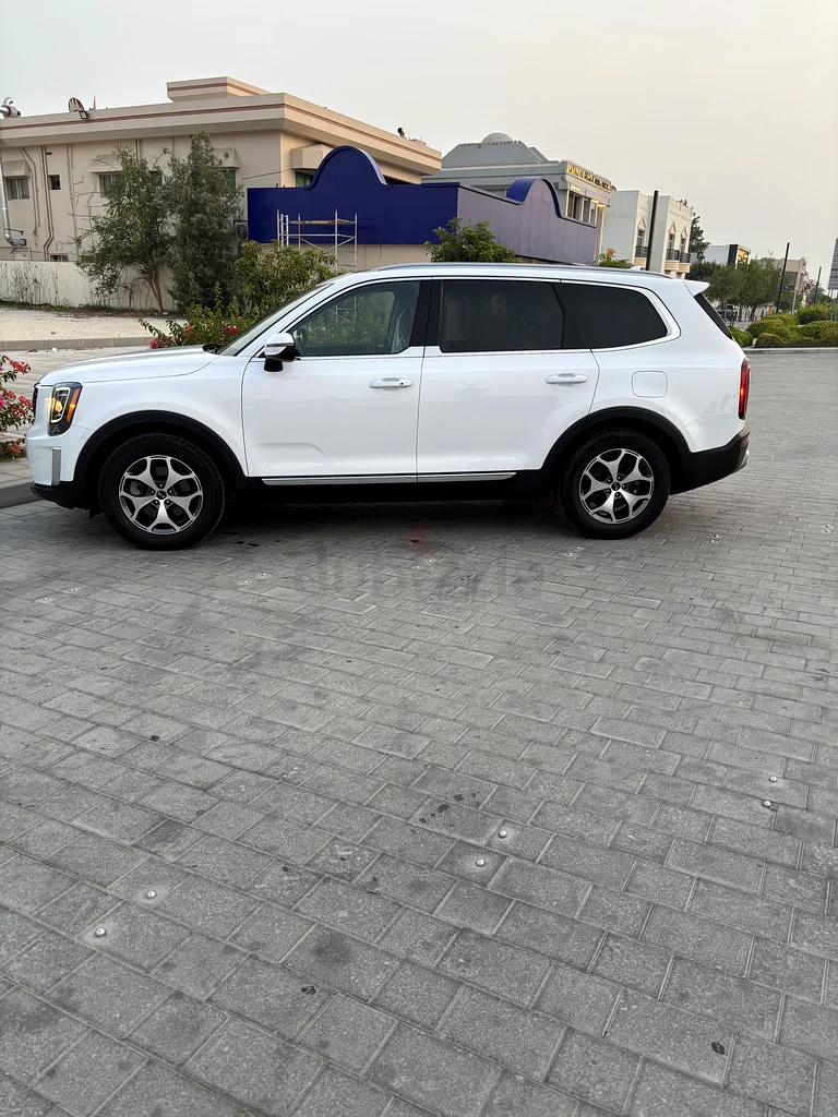 KIA TELLURIDE EX 4WD VERY CLEAN63224788815618114