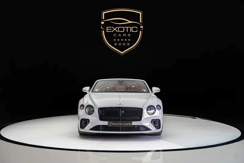 GTC W12 FIRST EDITION - داخلي كربون - الضمان حتى ديسمبر 202563174777915394114