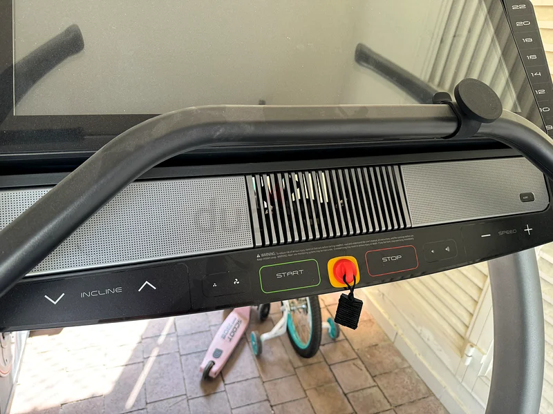 Nordic track High-End Treadmill for Sale - Excellent Condition!63172672410627114
