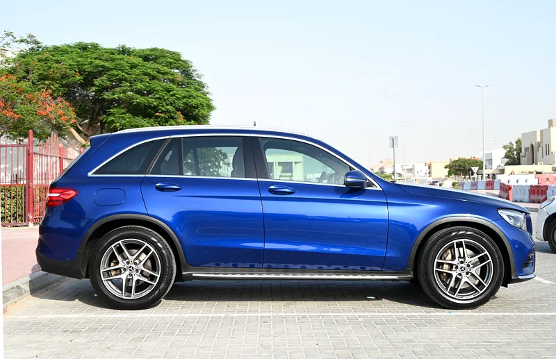 0% DP - FREE WARRANTY - MERCEDES GLC 300 4MATIC 2018 - ORIGINAL PAINT - GCC SPECS63164314426499114