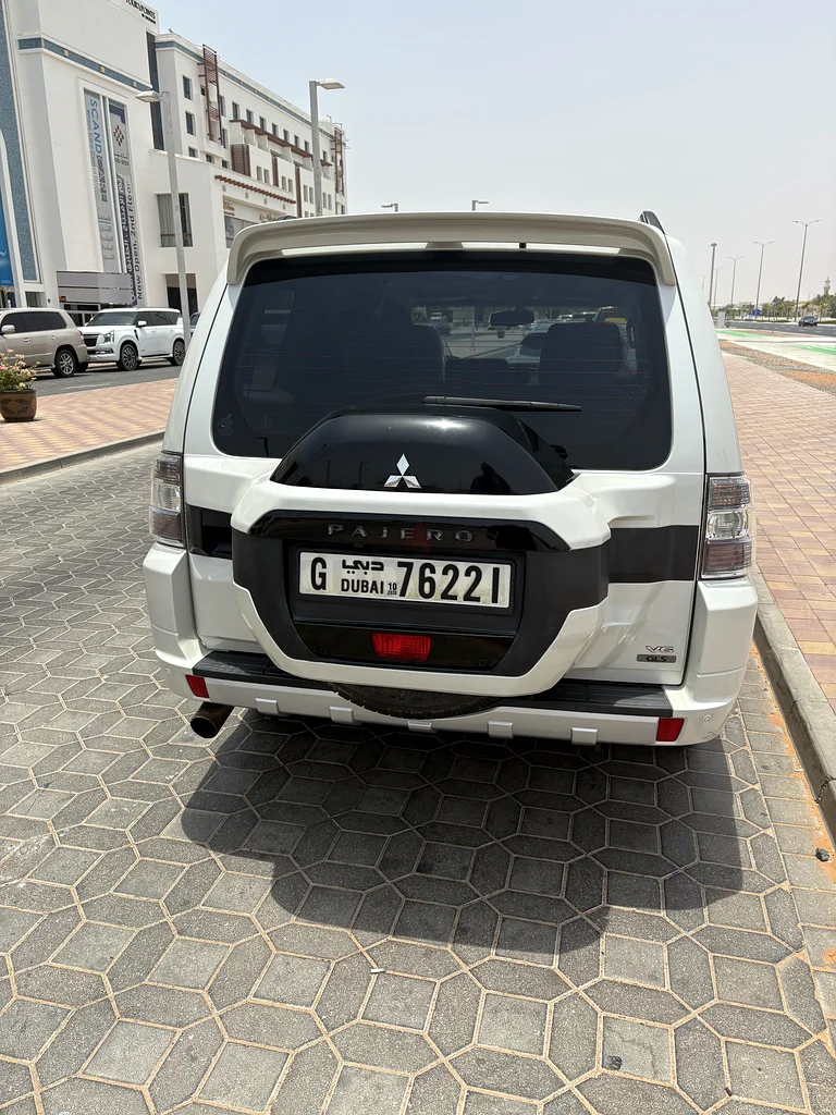 Pajero GLS V6 GCC first owner Doctor63139710618626113