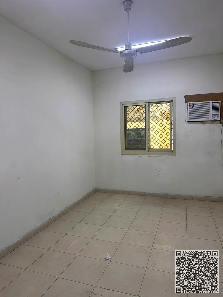 مبنى كامل للإسكان الخاص بالموظفين والعاملين في المنطقة الصناعية الجرف63152298004737114