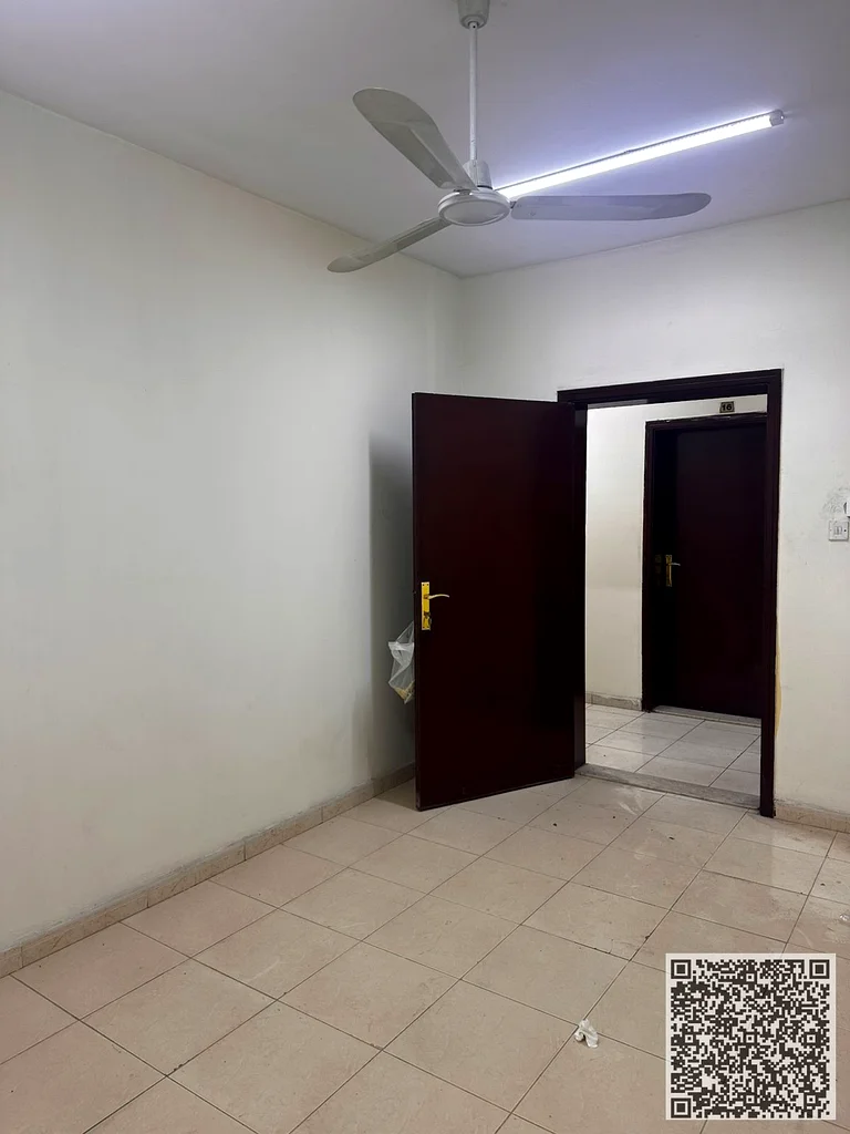 مبنى كامل للإسكان الخاص بالموظفين والعاملين في المنطقة الصناعية الجرف63152298004737111