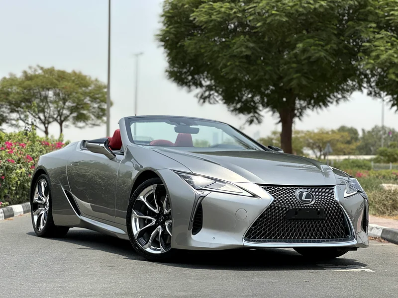 LC500 قابل للتحويل / ضمن الضمان من الوكالة (لكزس الفطيم) / 2023 / الأعلى فئة، خيارات:63138720763266112