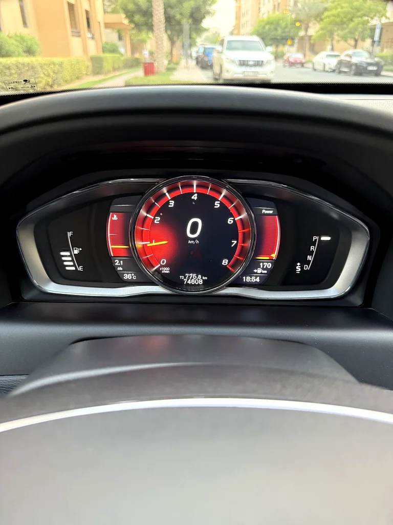 Low mileage excellent condition high end specs t5 inscription for sale63222311866625112