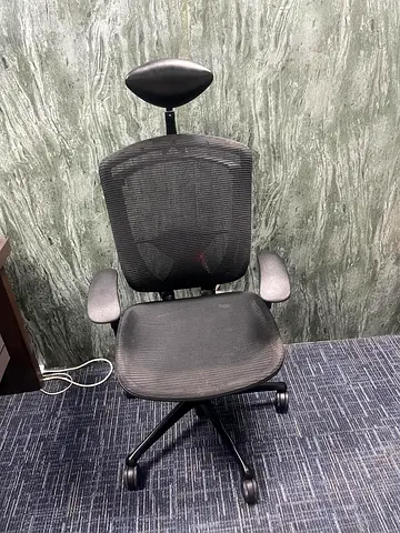 Contesa chair for sale