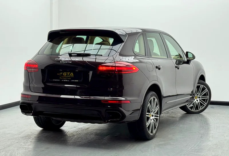 2016 Porsche Cayenne, Porsche Agency FSH, Low KM, GCC63150022974209113