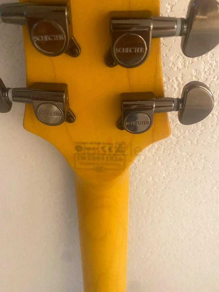 Guitar63205879354113112