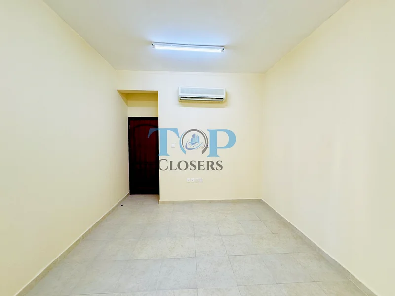 الطابق الأرضي | موقف سيارات مغطى | قريب من برجيل63151410625409112