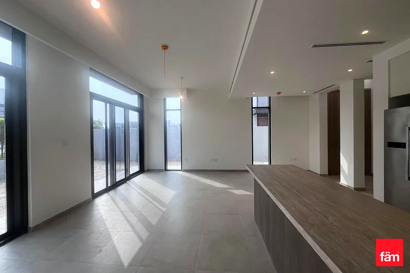 BRAND NEW | 4BR CORNER UNIT I NEAR AMENITIES |63926297277059114