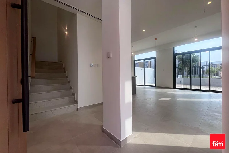 BRAND NEW | 4BR CORNER UNIT I NEAR AMENITIES |63926297277059110