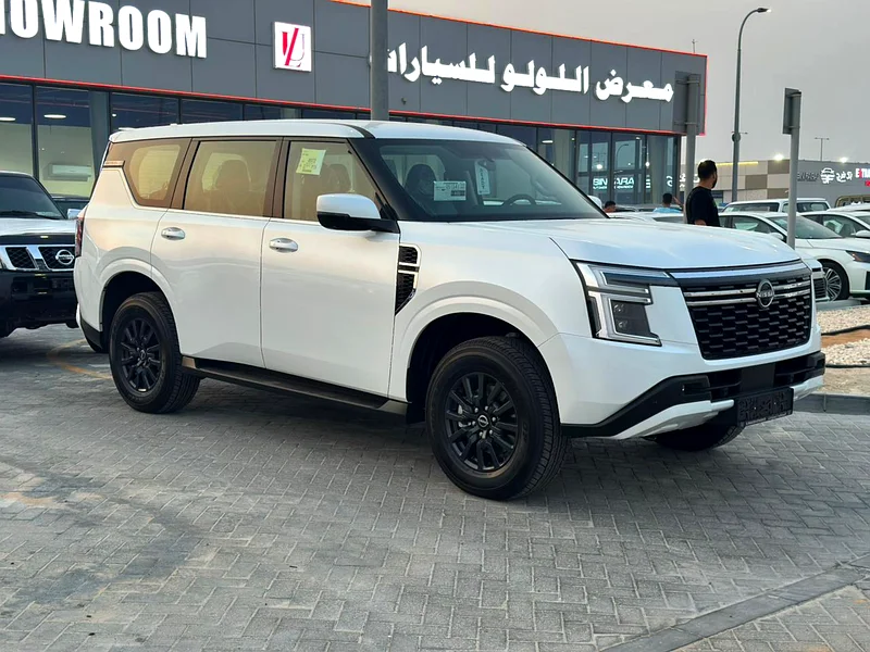 Nissan Patrol XE V6 3.8L, naturally aspirated engine, 2026 model / agency warranty / zero kilometers63140689039873111