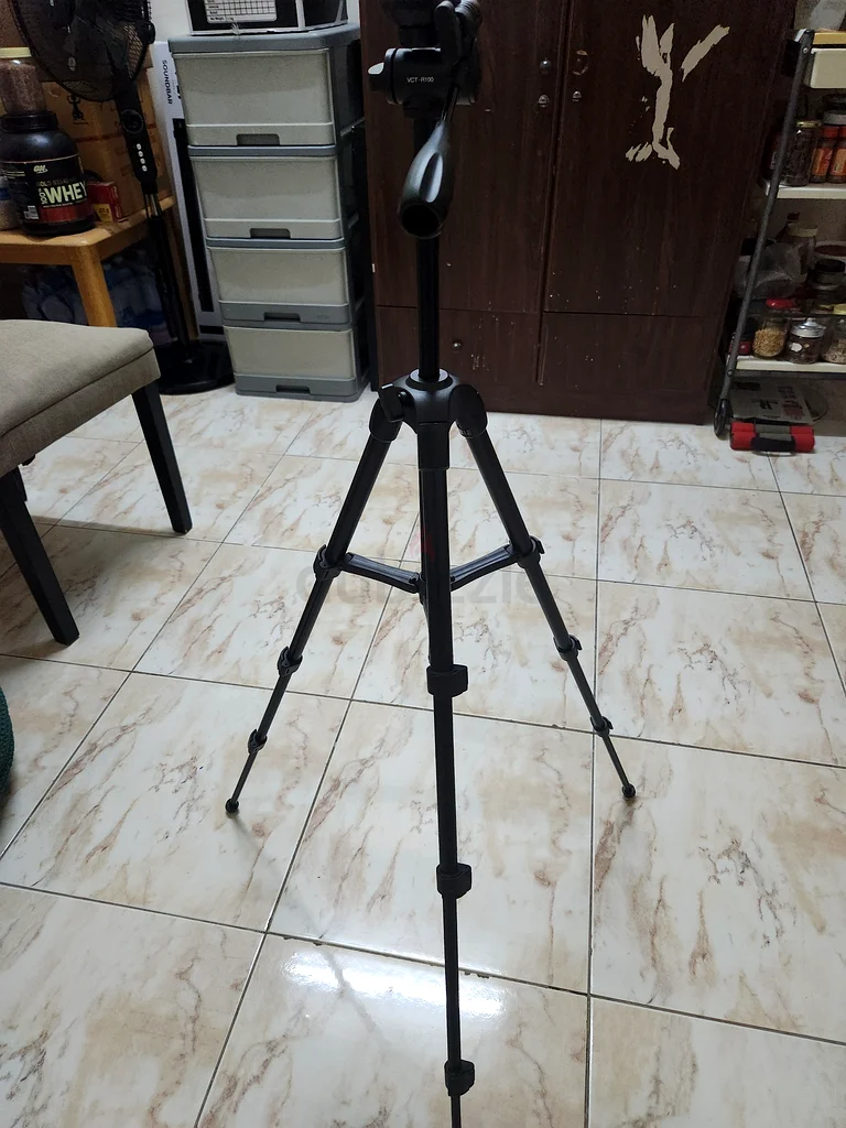 حامل ثلاثي قوي قابل للتعديل لجميع احتياجاتك في التصوير الفوتوغرافي63234613298947112