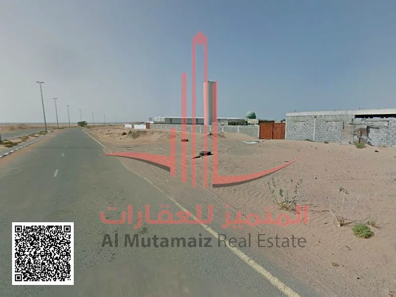 قطع صناعية في أم القيوين، بسعر جيد63194072948353112