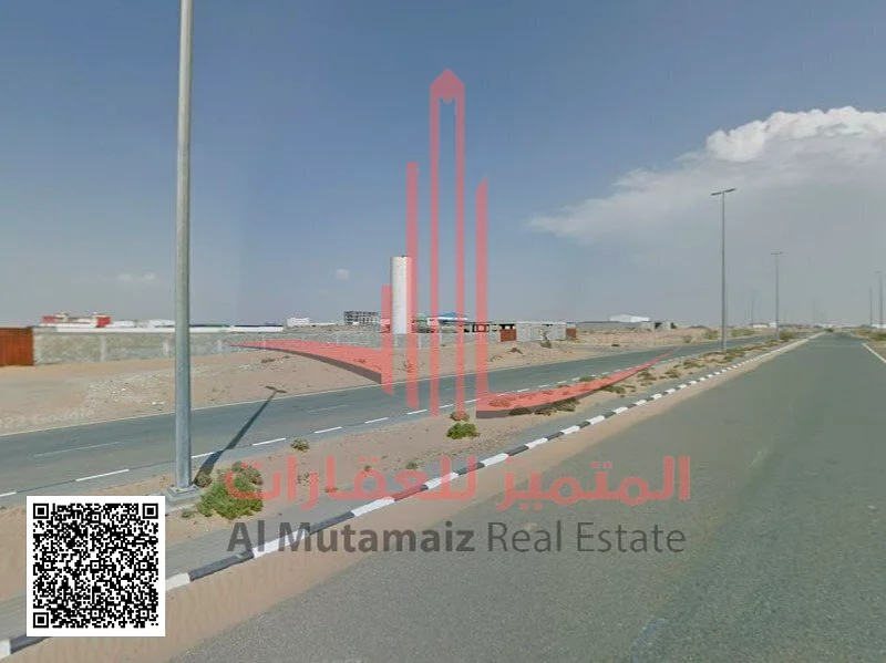 قطع صناعية في أم القيوين، بسعر جيد63194072948353111