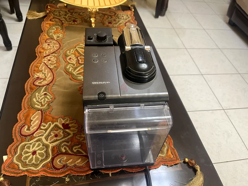 ماكينة قهوة نسبريسو لاتيسّيما63252950201731113