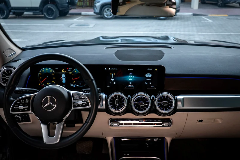 Mercedes-Benz GLB 250 4Matic 7 seats 2023 Model Full options63164769049730114