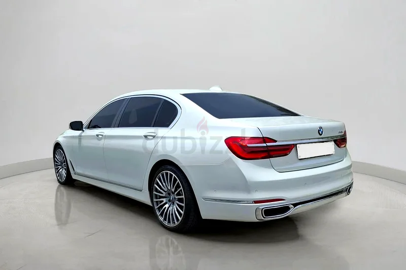 2016 BMW 7-Series 740li Luxury 3.0L | GCC Specifications63160158297986114