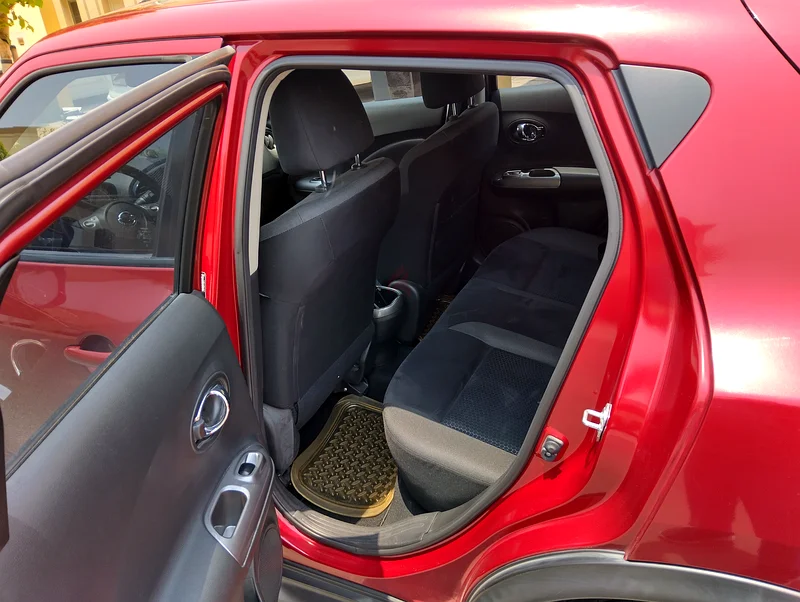 Nissan juke 2015 first owner lady63167092370563113