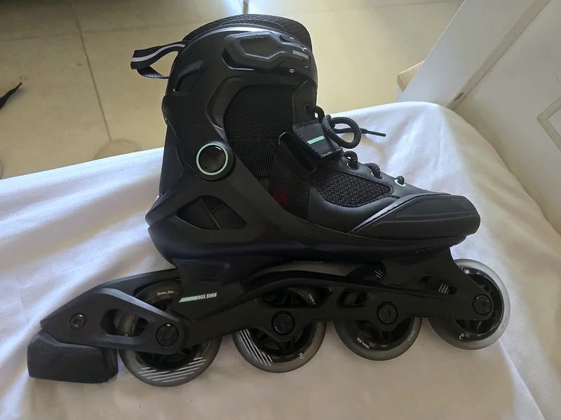 Rollerblades, size 38, new63169934820353112