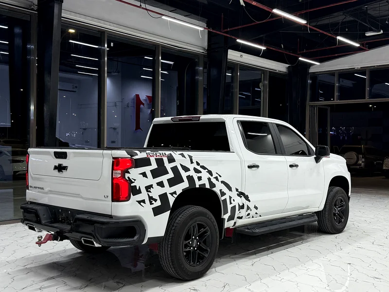 Chevrolet silverado trail boss 6.2L63155090743554113