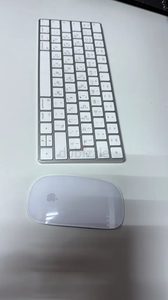 Apple iMac 2020 with 8 GB Graphics63254492326531112