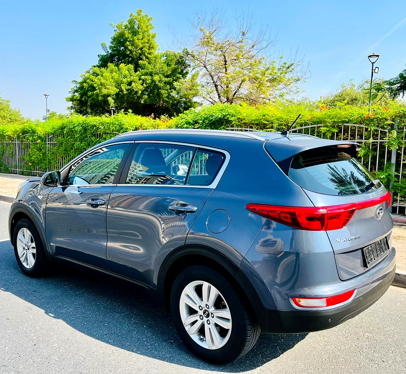 A BEAUTIFUL CLEAN KIA SPORTAGE 2017 MODEL GCC SPACE EXCELLENT CONDITION63152752941699112