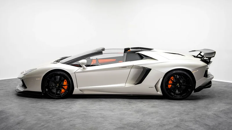 Lamborghini Aventador LP 700-4 Roadster with DMC Kit - 2015 - GCC63154165938817114