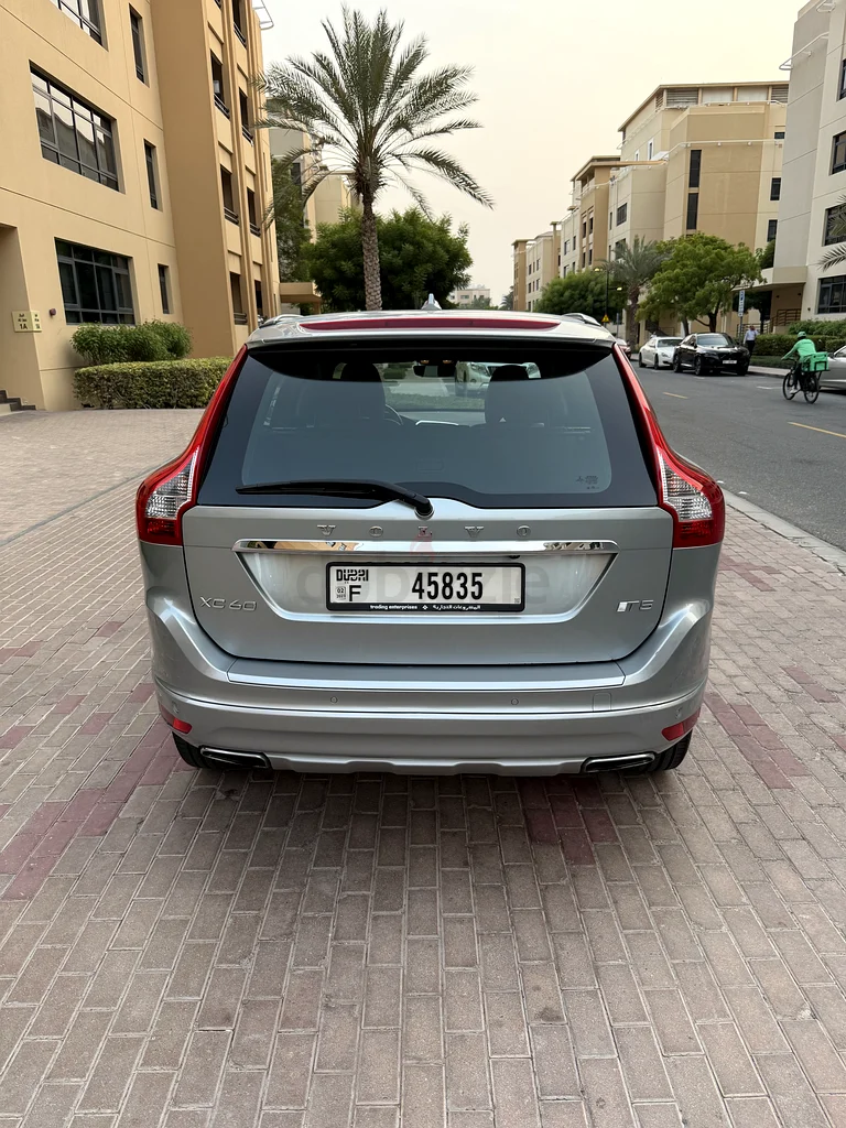 Low mileage excellent condition high end specs t5 inscription for sale63222311866625111